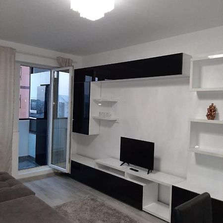 Luxury Daniel Apartament Residence Militari Rosu Екстер'єр фото