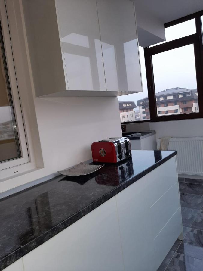 Luxury Daniel Apartament Residence Militari Rosu Екстер'єр фото