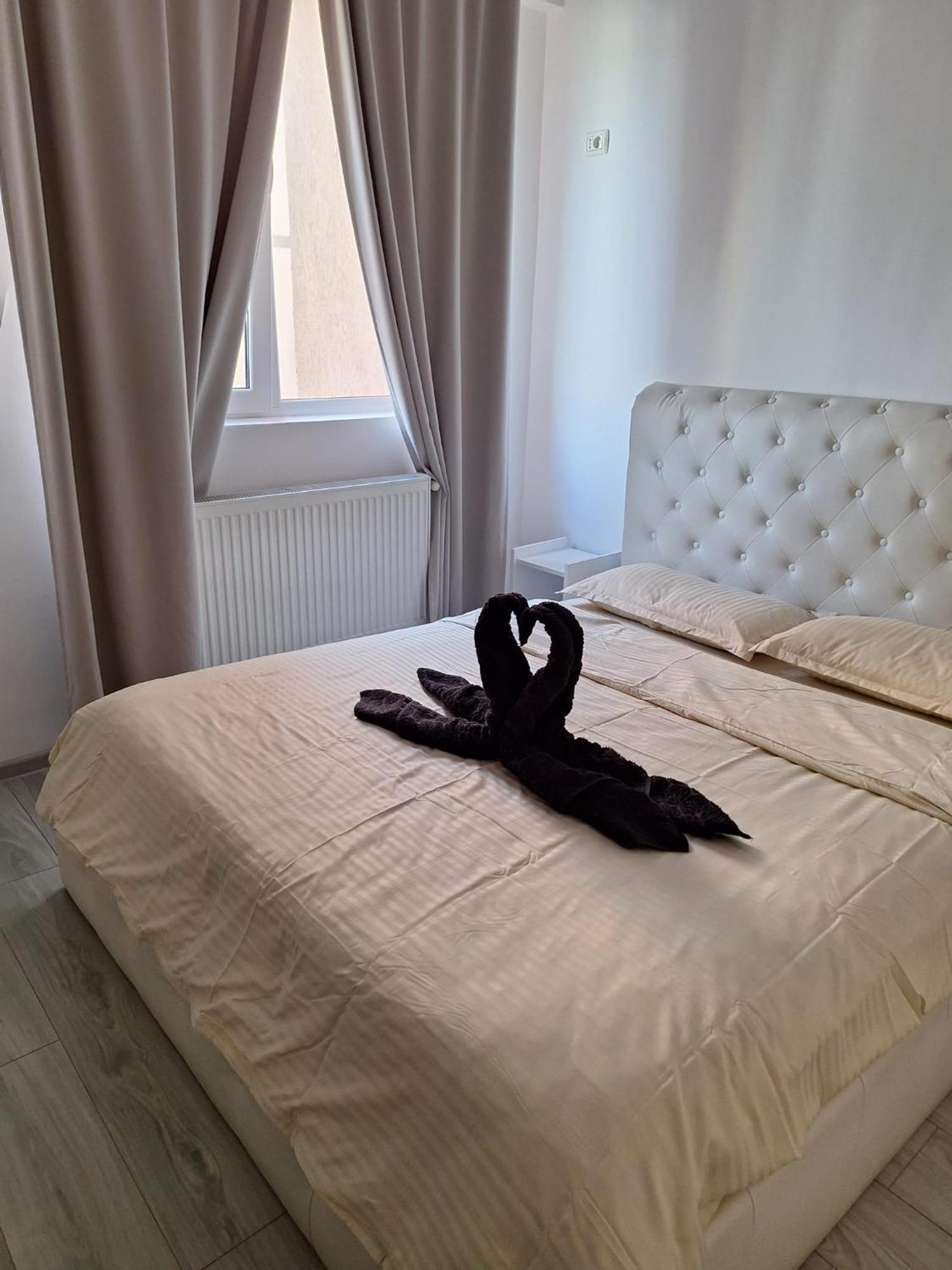 Luxury Daniel Apartament Residence Militari Rosu Екстер'єр фото