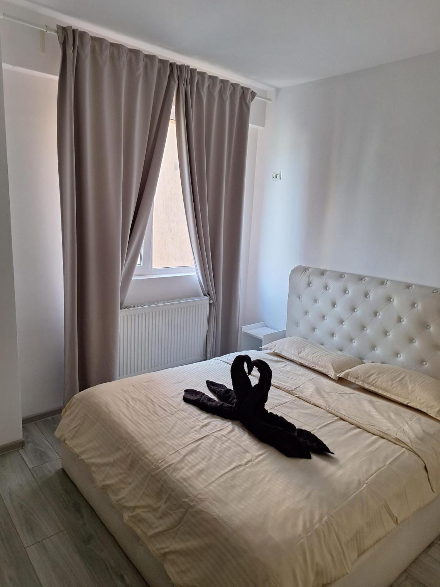 Luxury Daniel Apartament Residence Militari Rosu Екстер'єр фото